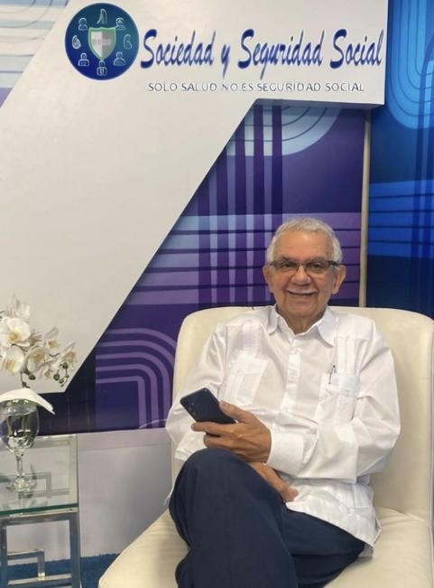 Díaz Santana: El CNSS no tiene autoridad legal para transferir fondos entre los órganos de la Seguridad Social